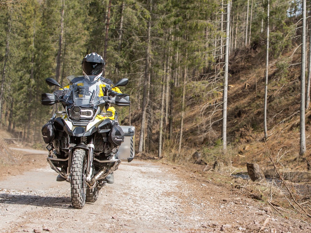 Porovnanie Bmw R Gs Vs R Gs Adventure Touratech